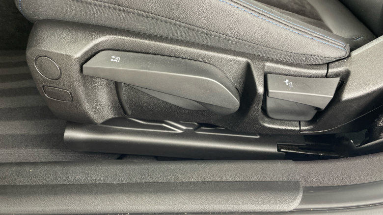 BMW 3 Series 330e M Sport 4dr Step Auto [Pro Pack] Saloon